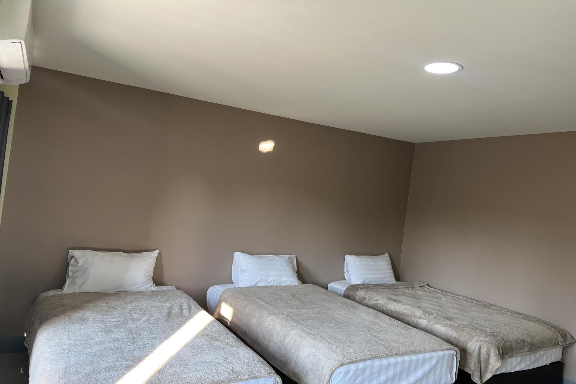 אודון תאני V Tharm Hotel מראה חיצוני תמונה