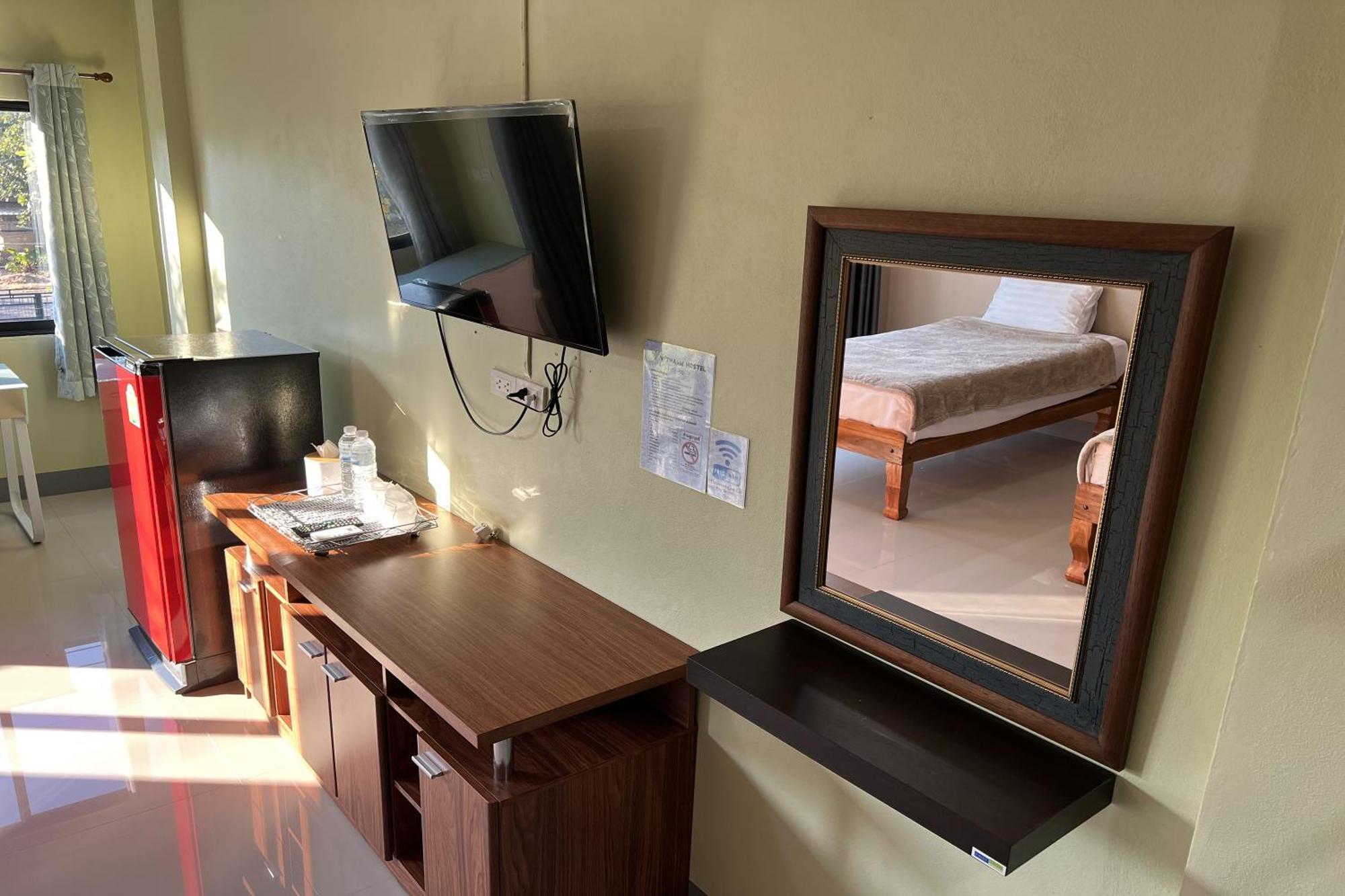 אודון תאני V Tharm Hotel מראה חיצוני תמונה