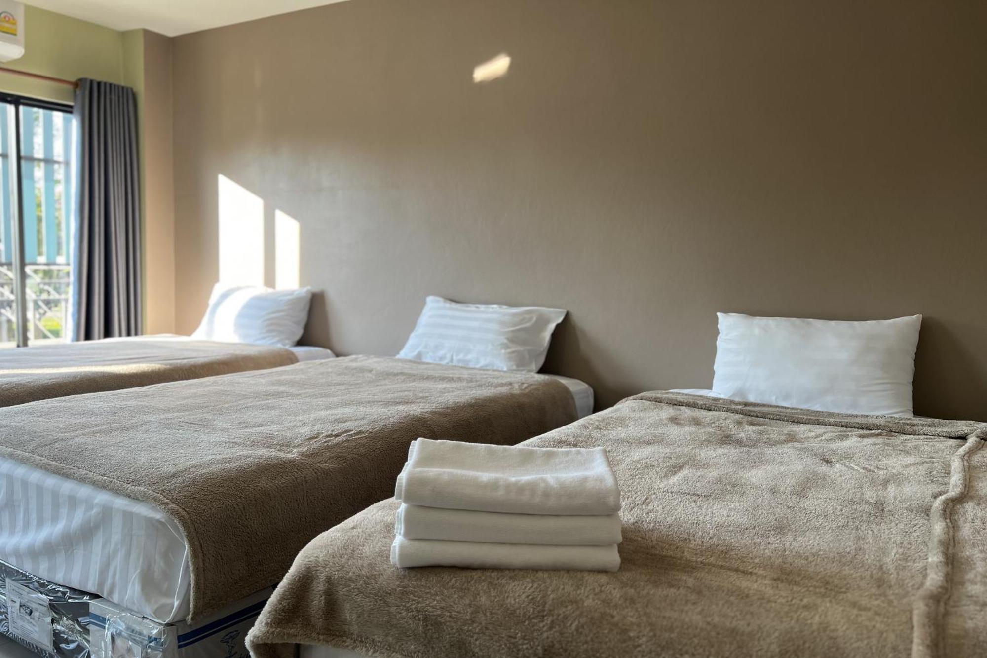 אודון תאני V Tharm Hotel מראה חיצוני תמונה