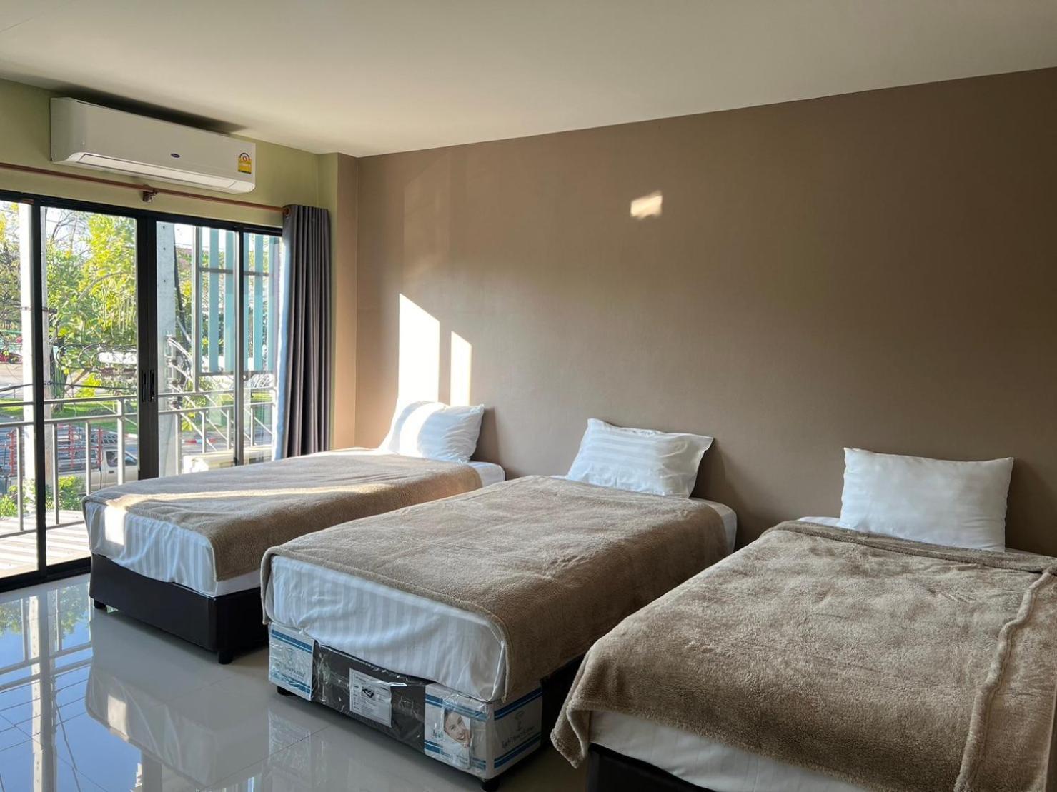 אודון תאני V Tharm Hotel מראה חיצוני תמונה