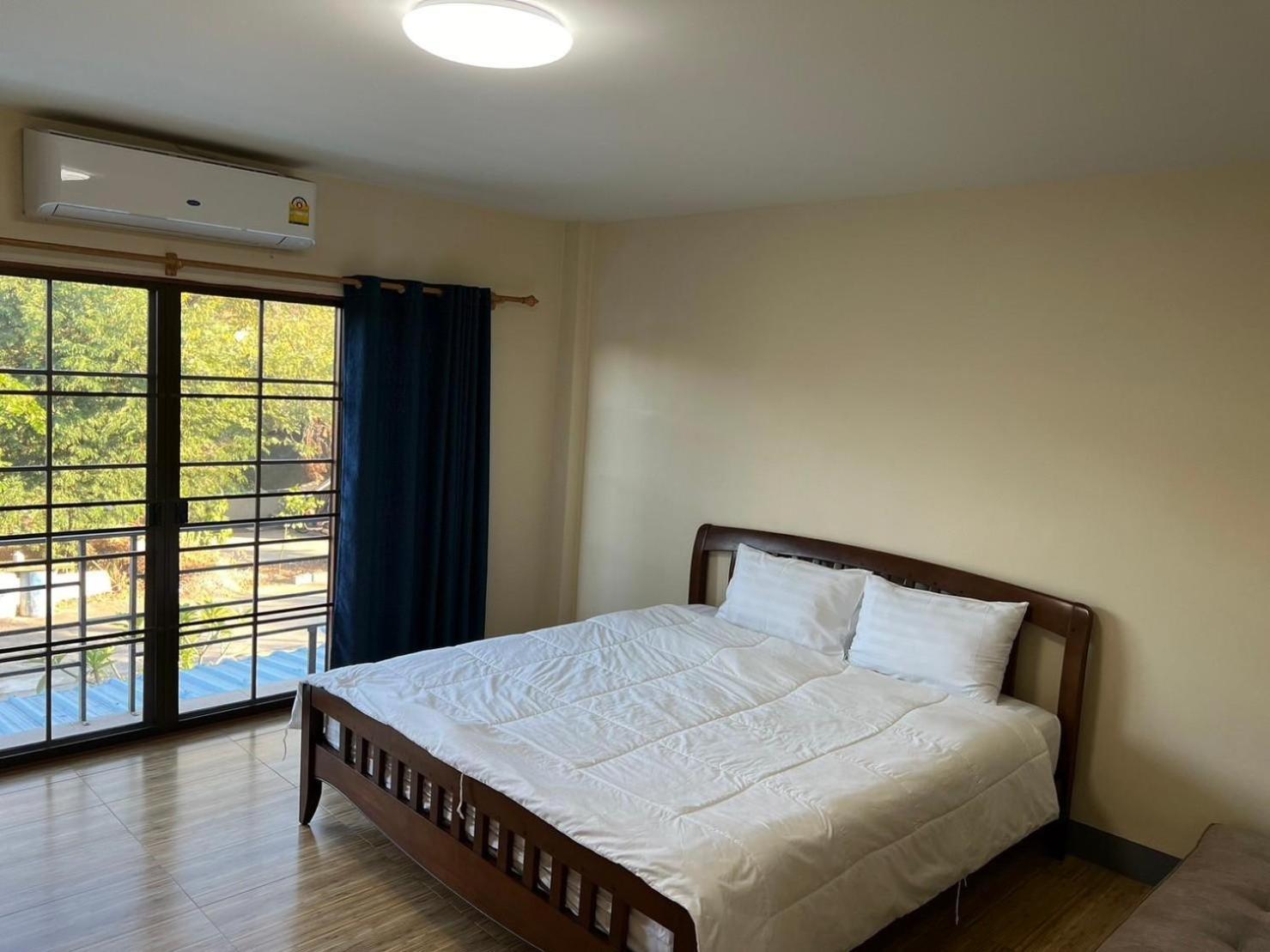 אודון תאני V Tharm Hotel מראה חיצוני תמונה